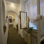 Apartment Area 51 *